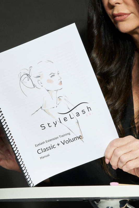 Beginner lash extension training and certification course by StyleLash